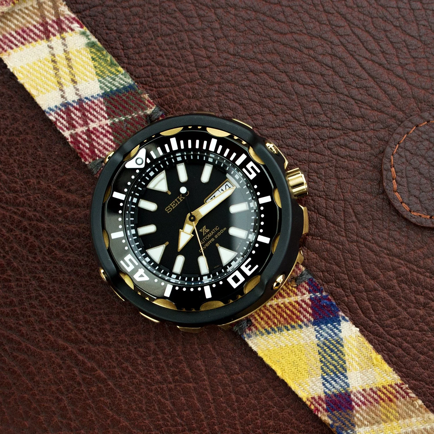 20mm, 22mm MiLTAT Stewart Camel Tartan Pattern Watch Strap, Grey Stitching - Image 3