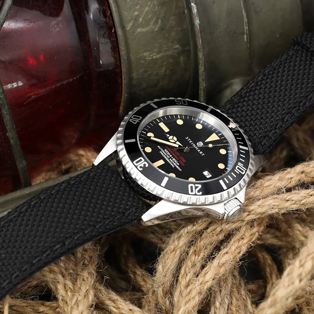 20mm, 21mm or 22mm Strong Texture Woven Nylon Black Watch Strap, Polished - Image 3