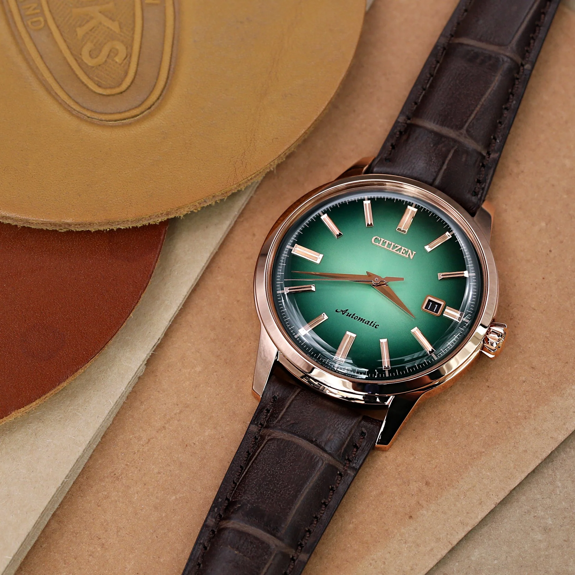 20mm, 22mm CrocoCalf (Croco Grain) Matte Brown Semi-Curved Watch strap, Brown Stitching, P - Image 3