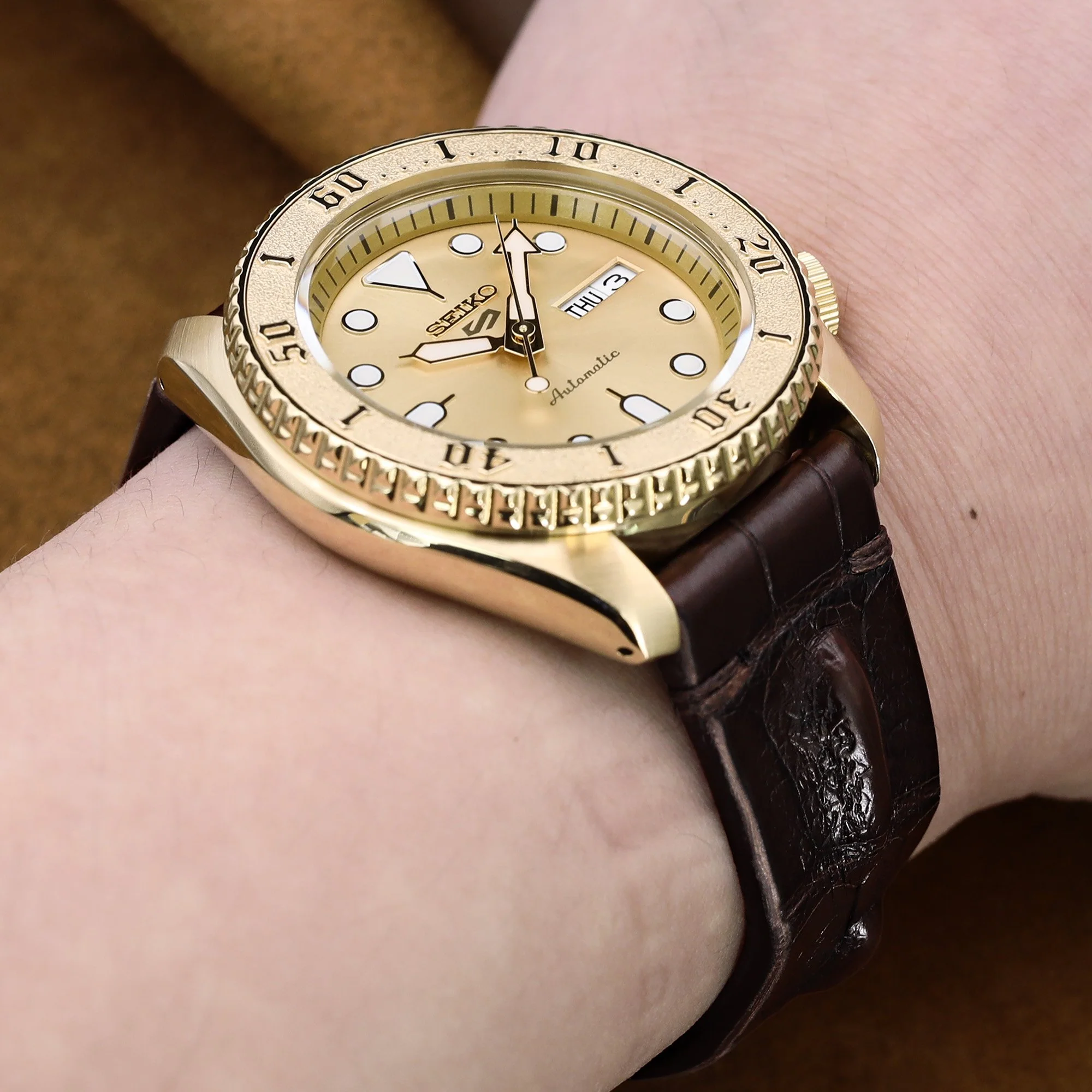 20mm or 22mm MiLTAT Italian Handmade Hornback Alligator Coffee Brown Watch Strap - Image 3