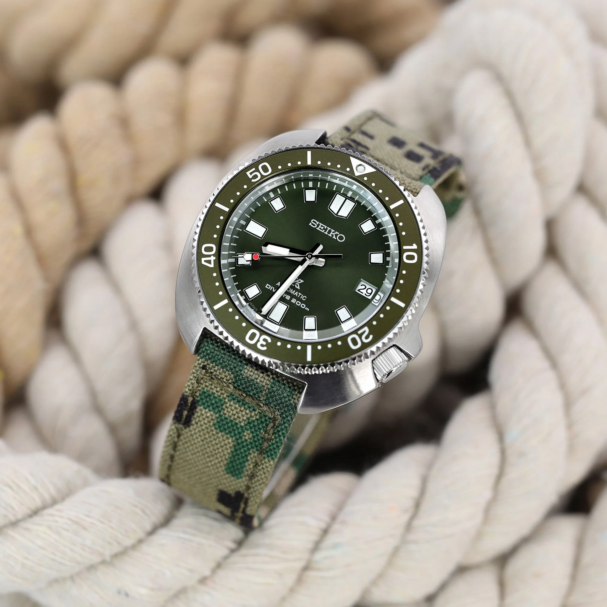 20mm, 21mm or 22mm MiLTAT WW2 2-piece Woodland Camo Cordu-1000D Armband with lockstitch round hole, PVD Black - Image 4