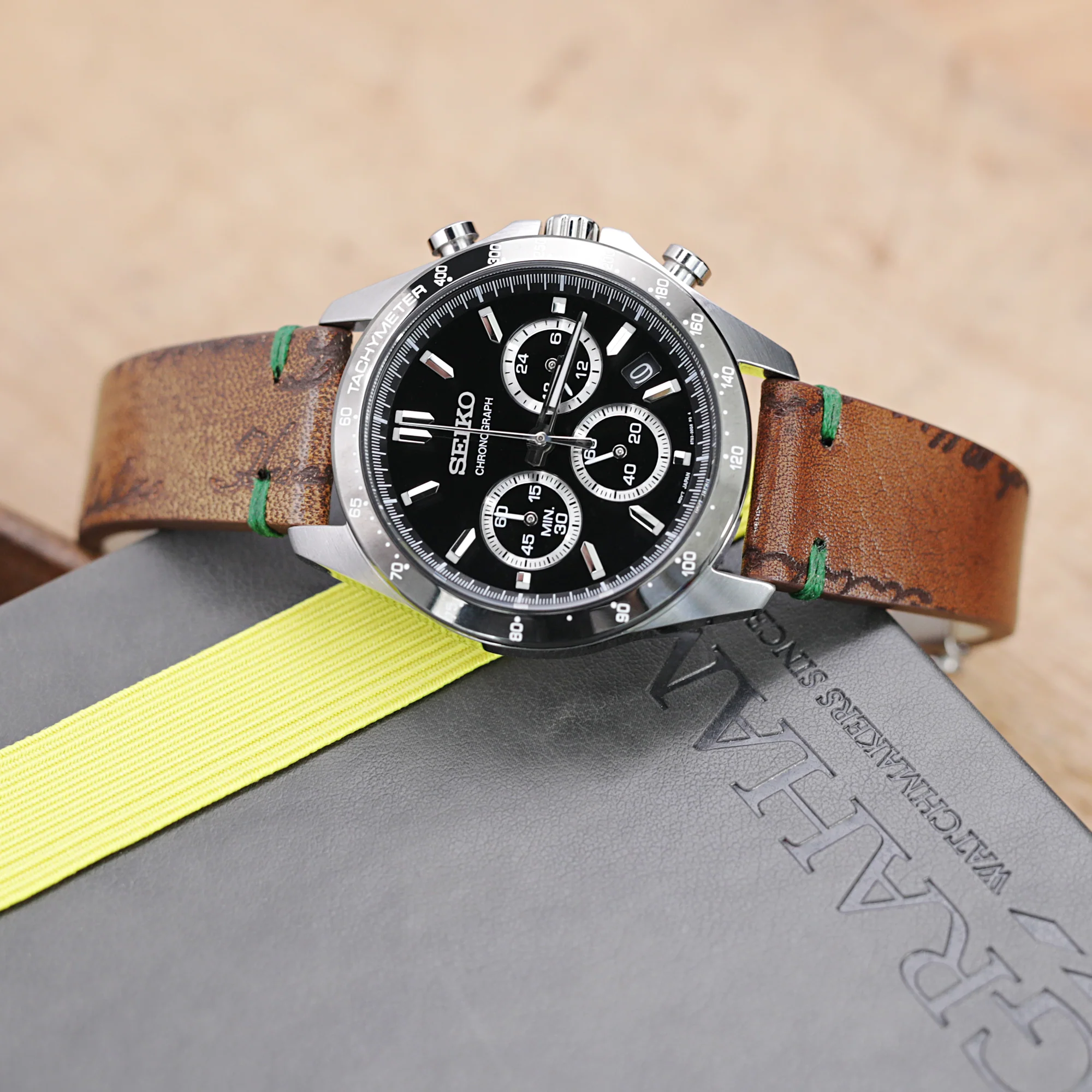 Q.R. 20mm Italian Handmade Vintage Brown Laser Engraved Leather Watch Band, One-piece V-clasp, Green St. - Image 3