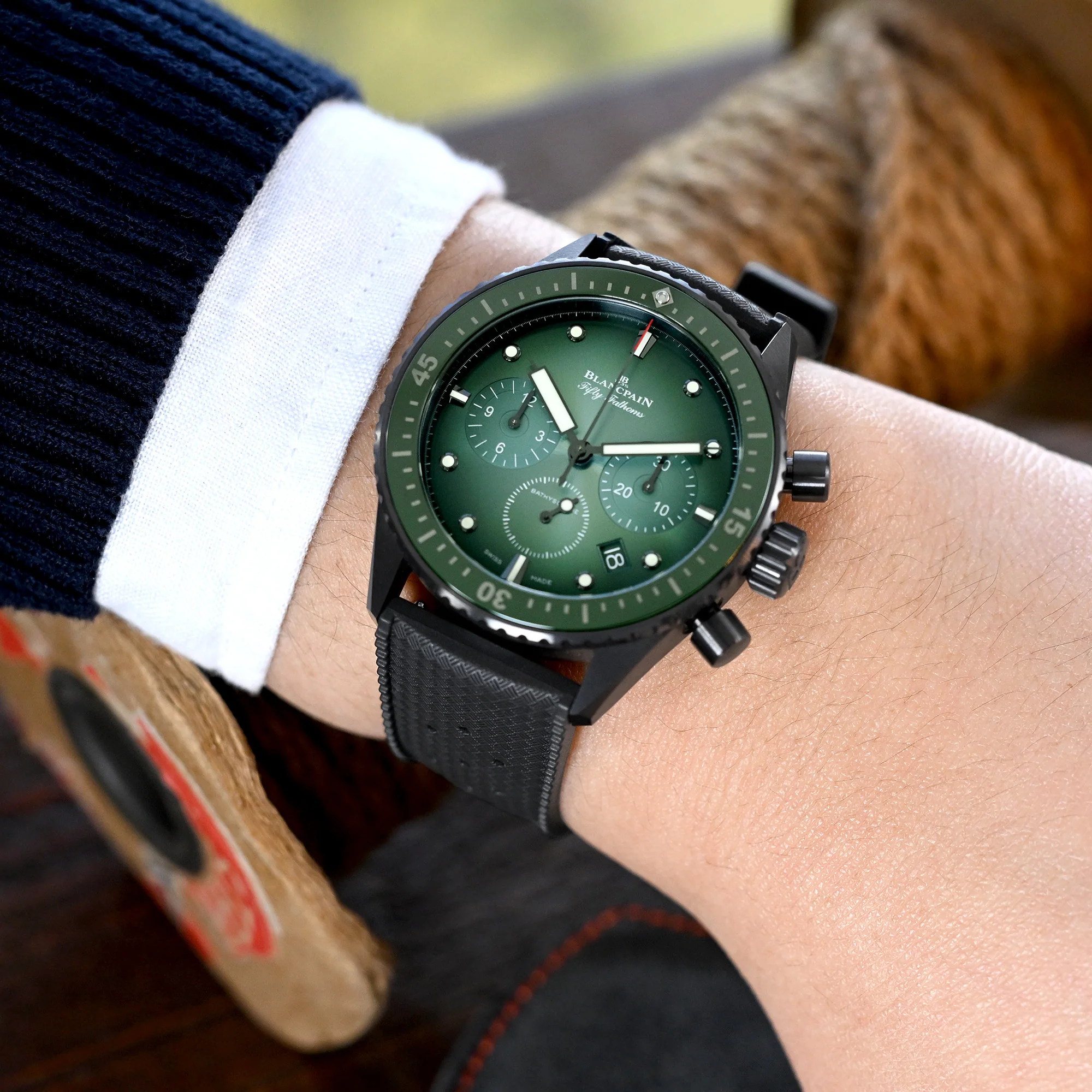 Black Tropical-Style Pro FKM Rubber Quick Release Strap 19mm to 23mm - Image 3