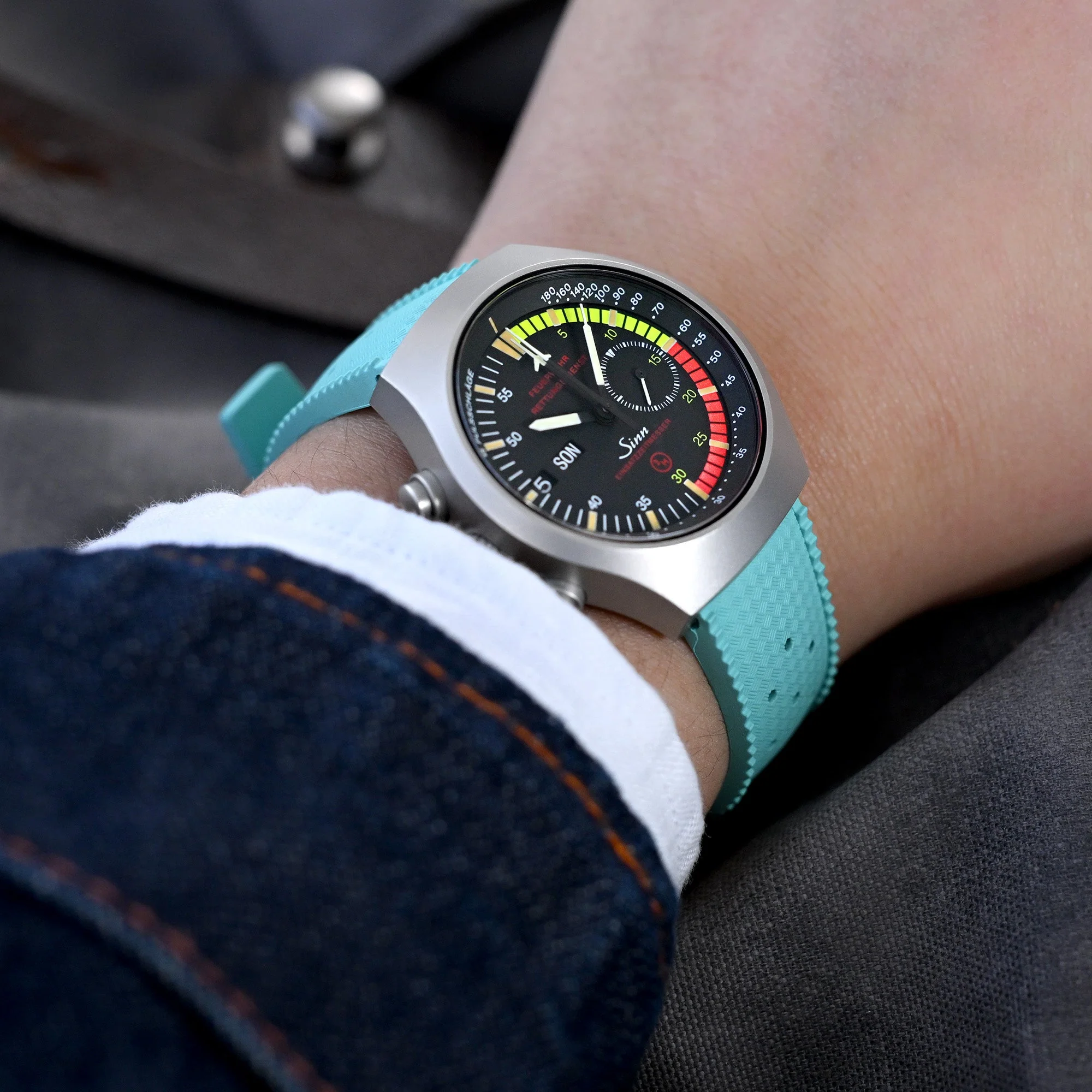 Quick Release Turquoise green / blue Tropical-Style Pro FKM rubber watch strap, 20mm - Image 3