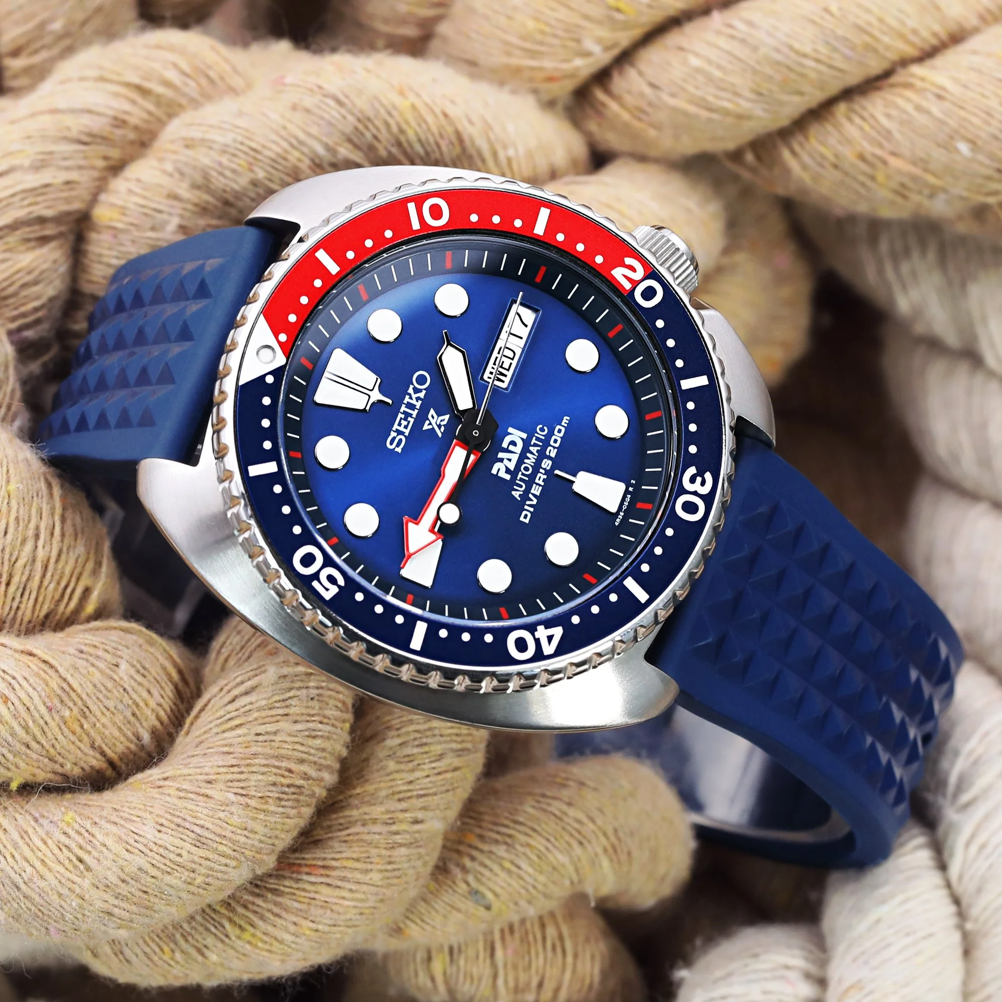 Chaffle Navy Blue FKM Rubber Waffle Watch Band 19mm 22mm - Image 5