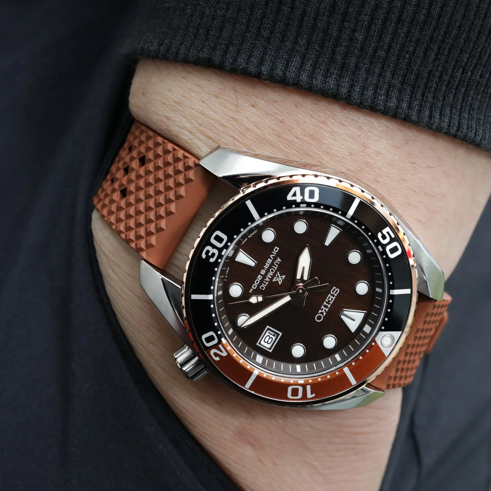 Rhombus Brown FKM Quick Release rubber watch strap, 20mm - Image 3