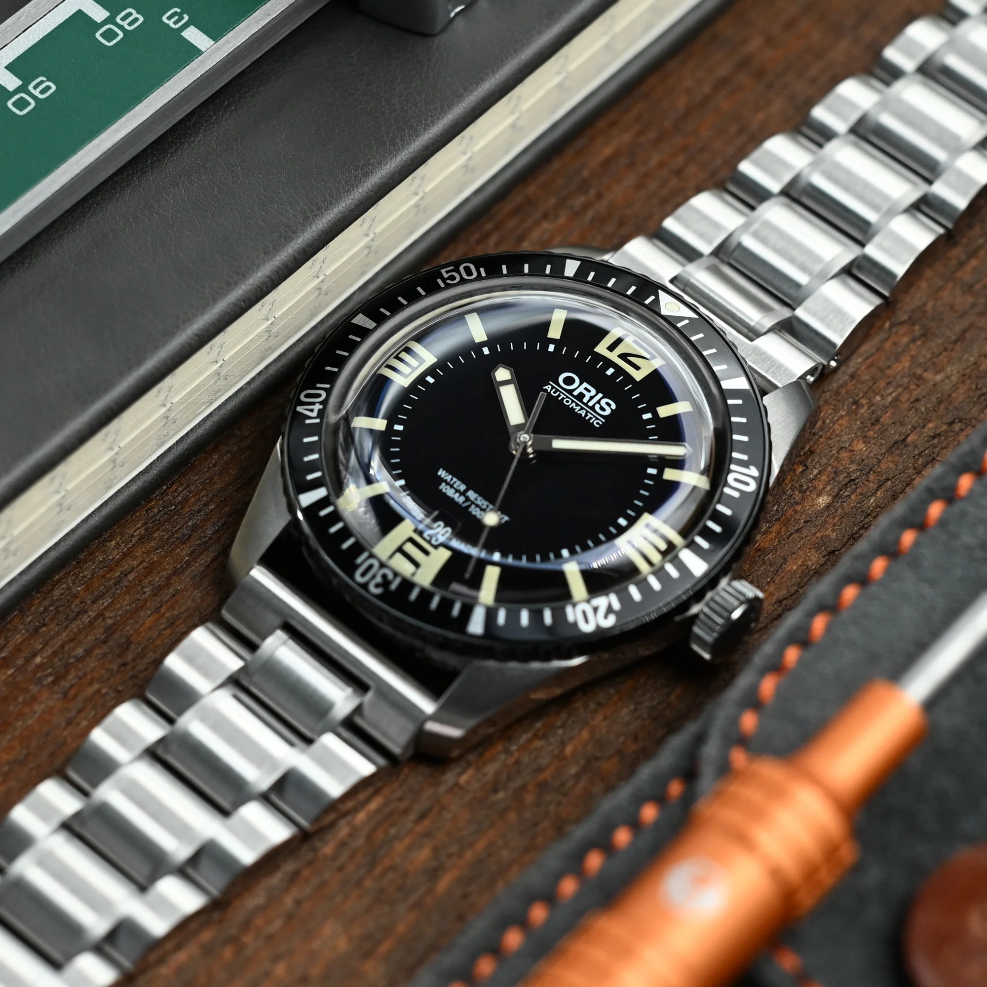 20mm or 22mm Entwine (Pull-Twist) QR Watch Band Straight End Quick Release, 316L Stainless Steel Brushed V-Clasp - Image 4