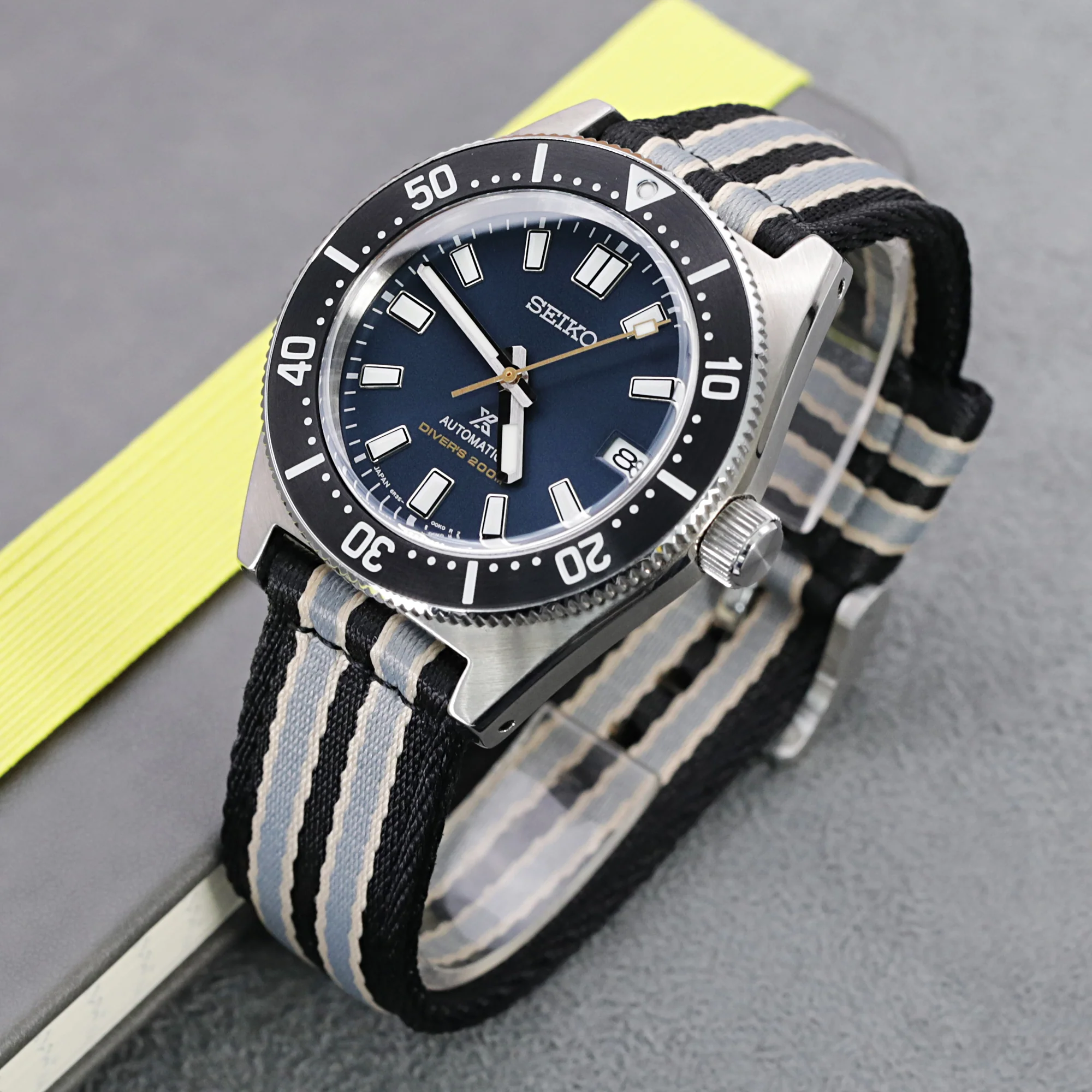 22mm 2-pcs Seatbelt Nylon Watch Band, Black, Grey and Khaki Stripes, Brushed Buckle - Image 4